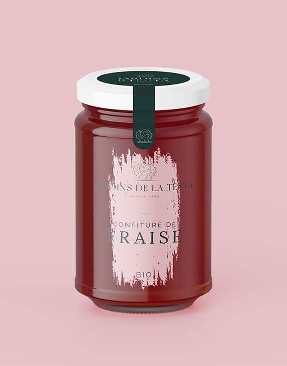 pot de confiture de fraise bio